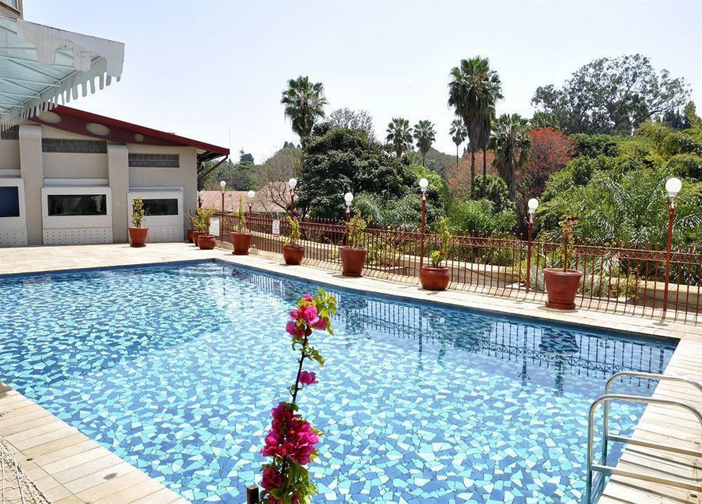 Hotel Monomotapa Harare Zewnętrze zdjęcie