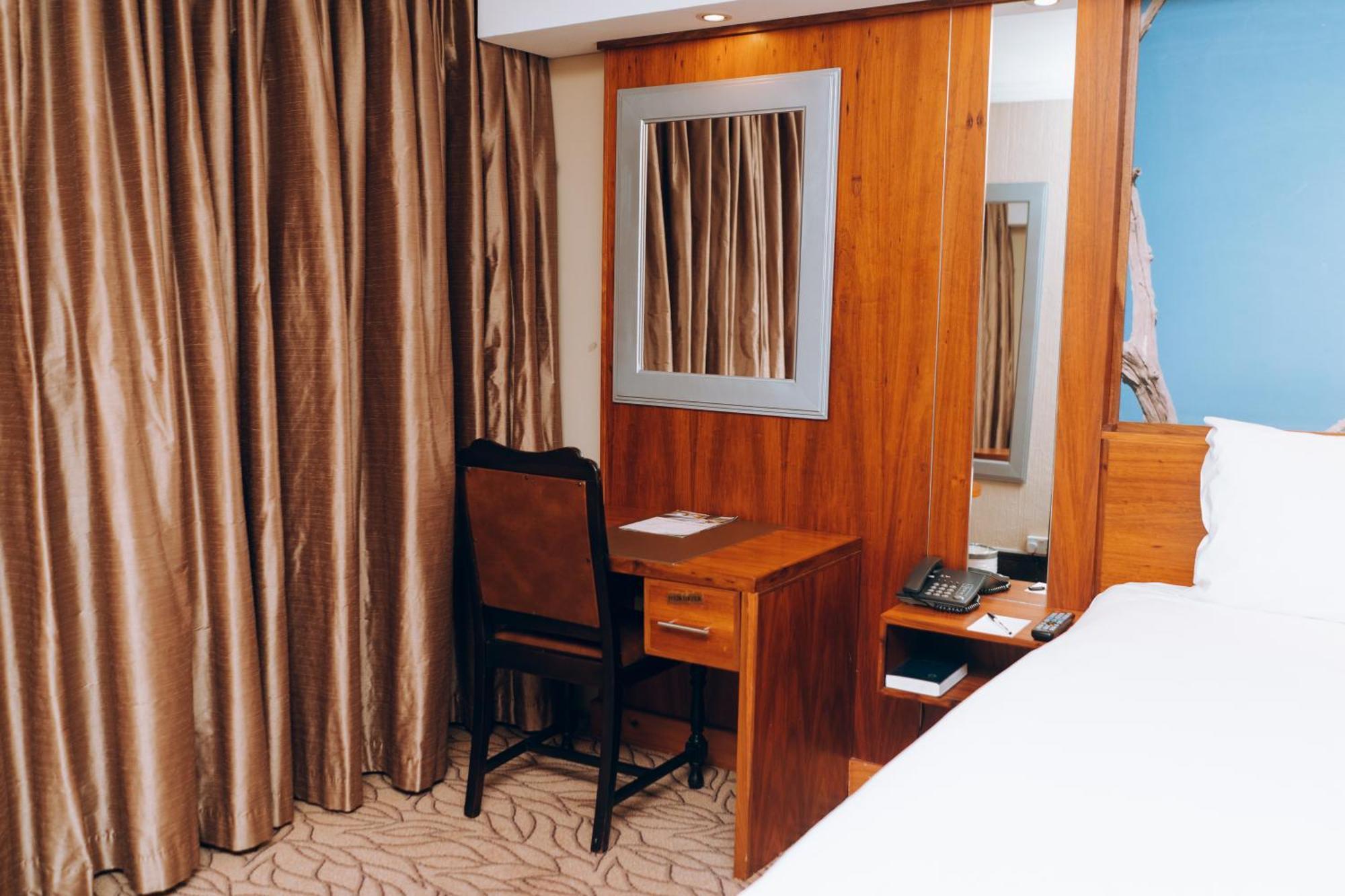 Hotel Monomotapa Harare Zewnętrze zdjęcie