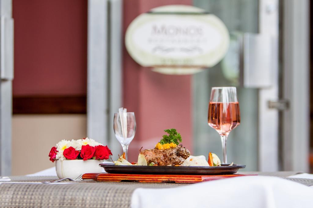 Hotel Monomotapa Harare Zewnętrze zdjęcie